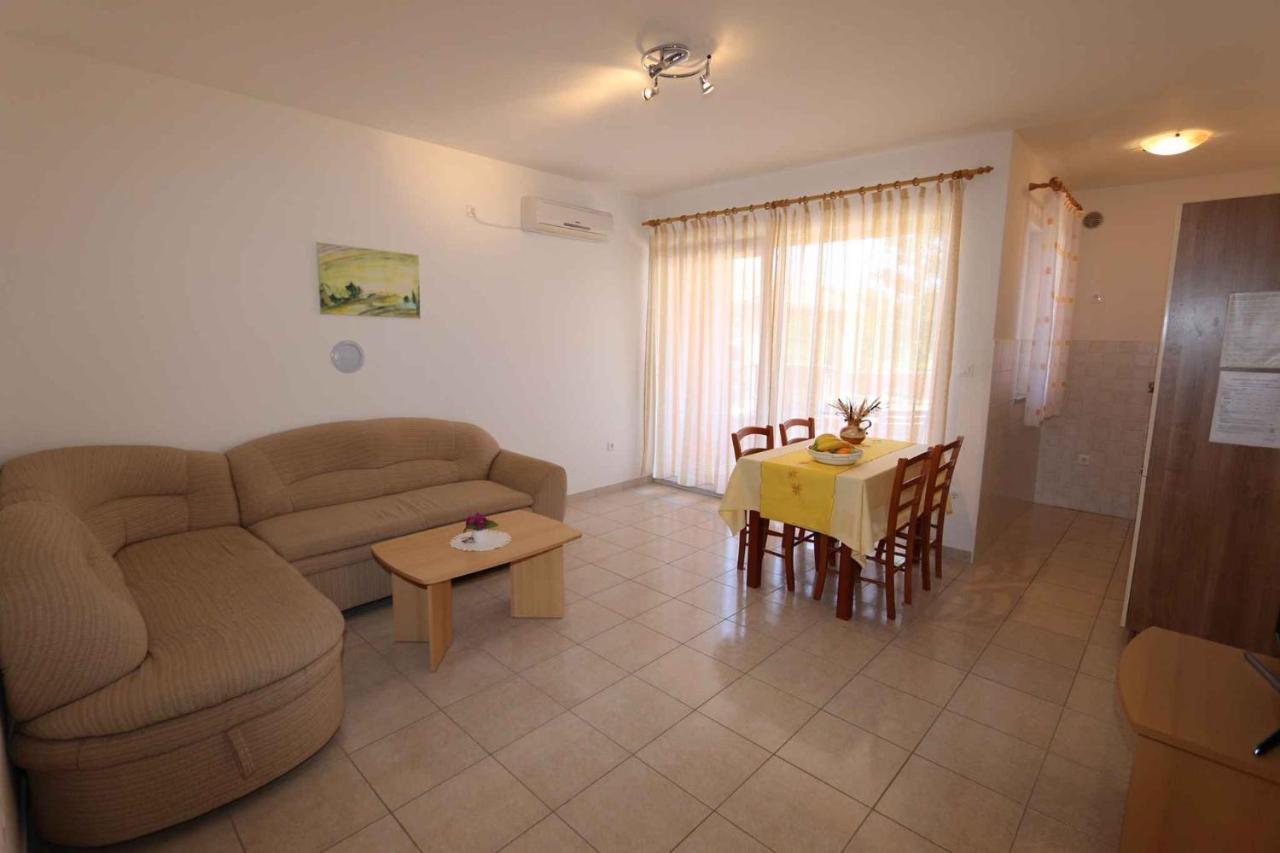 Apartments in Silo/Insel Krk 13430 Kamer foto